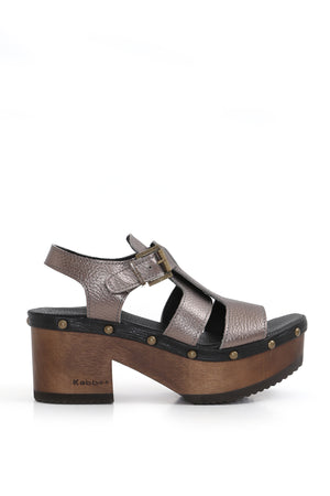 Bali Peltre/Negro en cuero liso con hebilla de ajuste y estilo artesanal, zuecos Kebba oferta