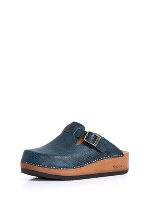 Riemen Cascabel azul en cuero liso con planta Kebba de madera, zapatos anatómicos
