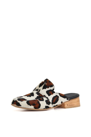 Kebba Andorra pantera blanca, sandalia artesanal con planta Point cómoda 3,5 cm