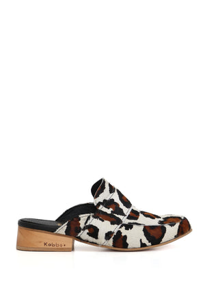 Zuecos de mujer para vestir Andorra pantera blanca con planta Point anatómica