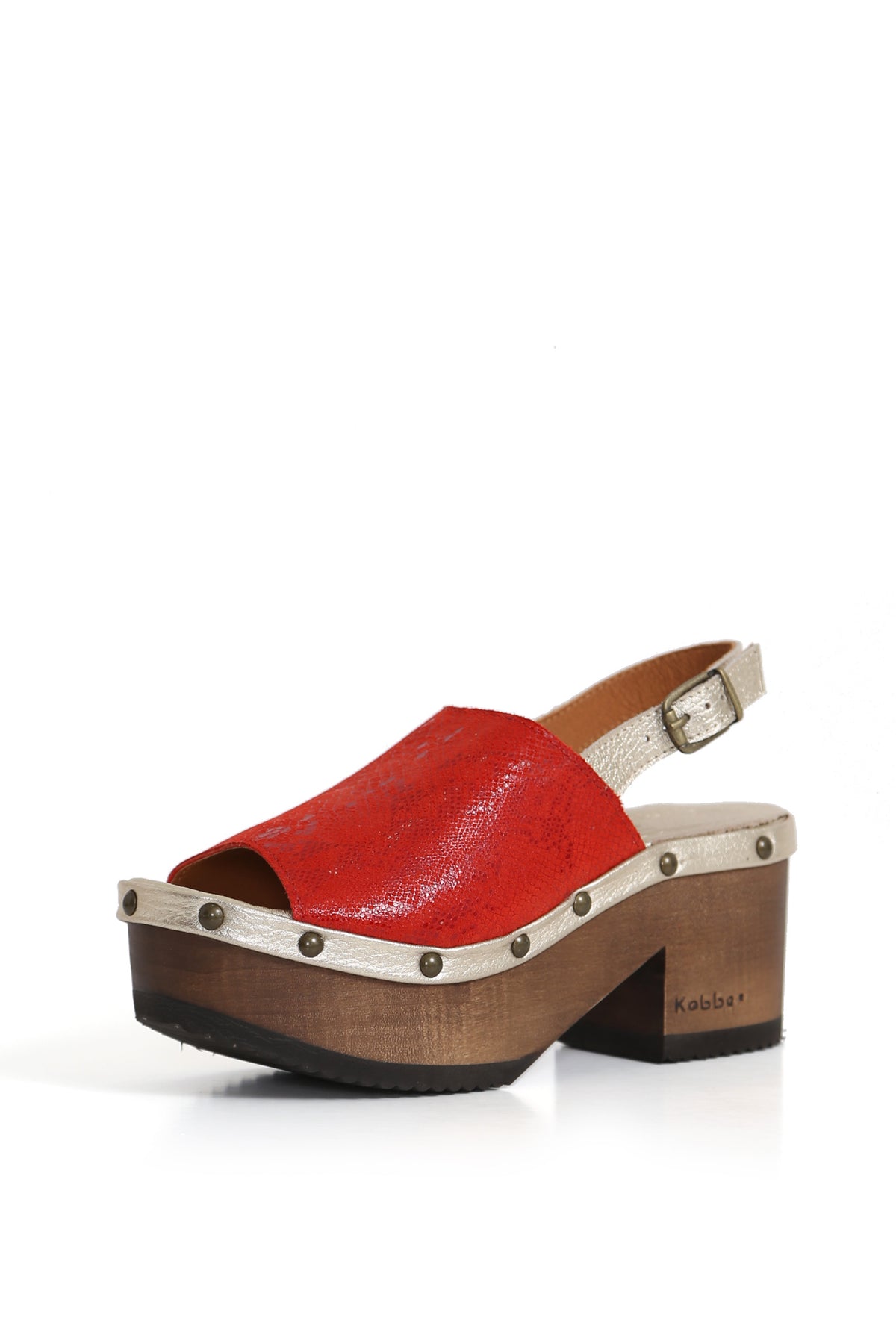 Zueco cuero DFO cherry con planta anatómica BUA de 8 cm, diseño artesanal, zapatos anatómicos.
