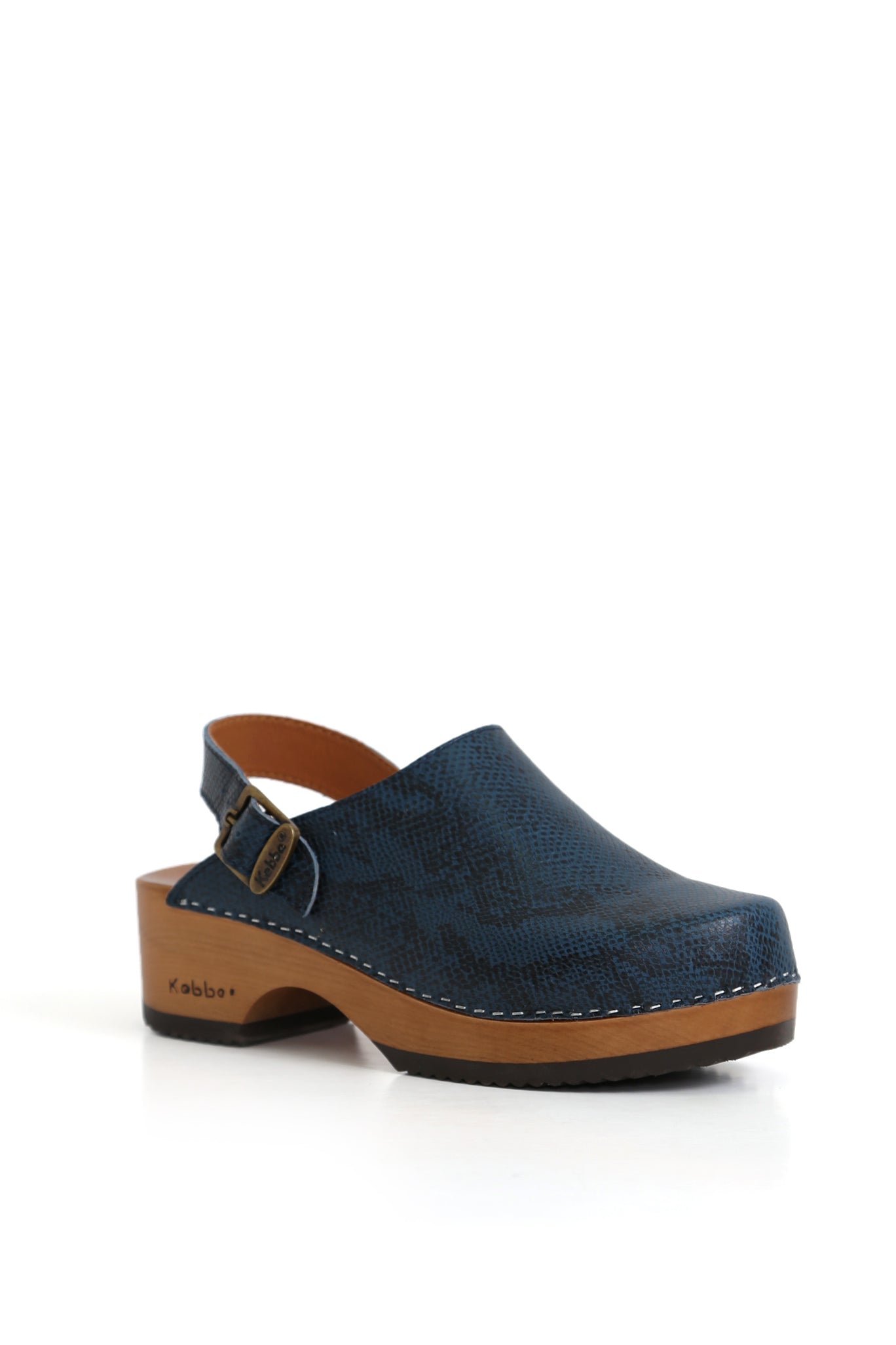 Zuecos Kebba oferta azules con cascabel y acabado suave