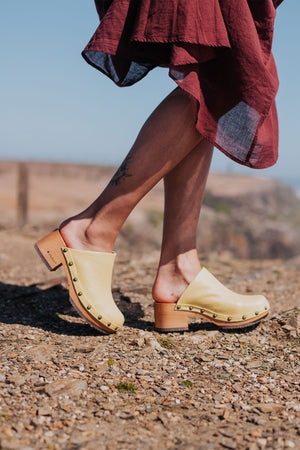 ZUECO MUJER - LOICA NAOMI ROMA AMARILLO