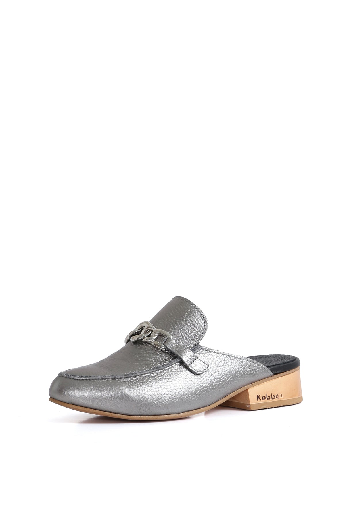 Sandalia baja Antonia color peltre en cuero floater con planta Point cómoda