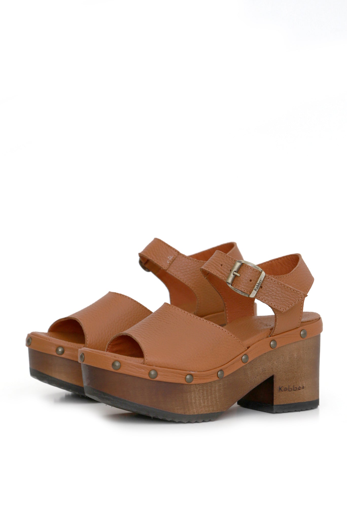 Sandalia Blanquita en cuero floater beige con planta BUA 8 cm, zuecos de mujer para vestir